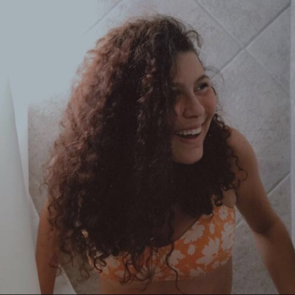 Meet your Posher, Alyssa